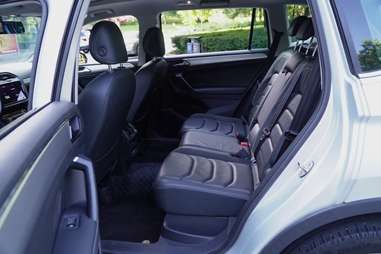 Used Volkswagen Tiguan L 2019 Revised 330TSI Automatic Two-Wheel Drive Smart & Luxury Edition China VI Standard
