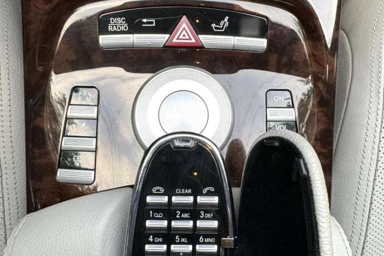 Used Mercedes-Benz S-Class 2012 S 400 L HYBRID Grand Edition
