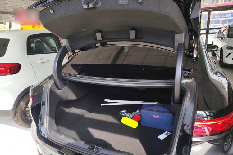 Used BYD Han 2025 DM-i 125KM Prestige Model
