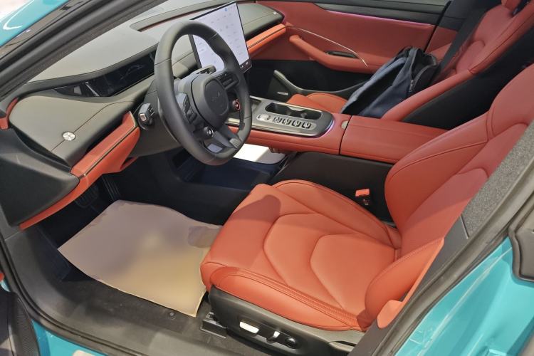 Used  SU7 2024 Rear-Drive Ultra-Long Range Advanced Pro-Level Intelligent Driving Version
