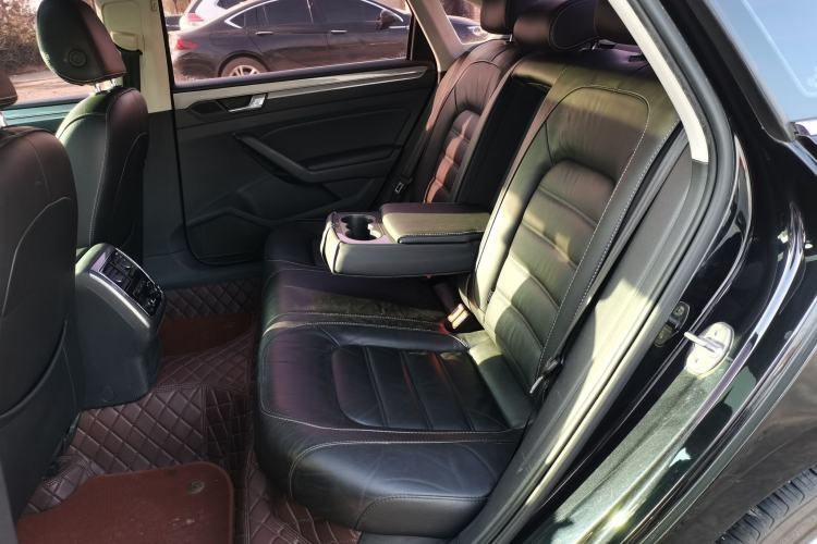 Used Volkswagen Passat 2017 330TSI DSG Luxury Edition
