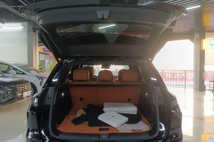 Used Li Auto L6 2024 Pro Model
