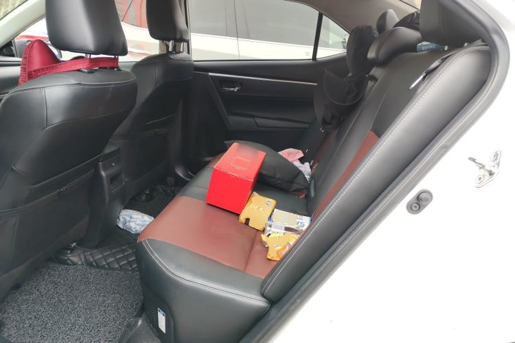 Used Toyota Corolla 2018 Dual-Engine 1.8L E-CVT Smart Edition