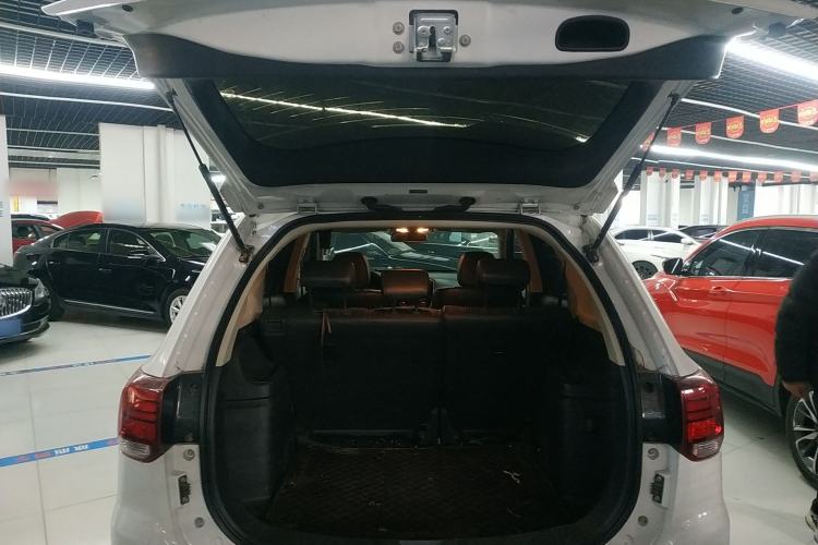 Used Mitsubishi Outlander 2019 2.0L Two-Wheel Drive Comfort Edition 5 Seats China VI Standard
