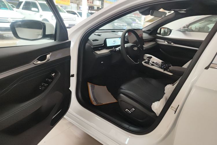 Used Geely Auto Preface 2025 Dongfang Yao 1.5TD Fuyao Edition
