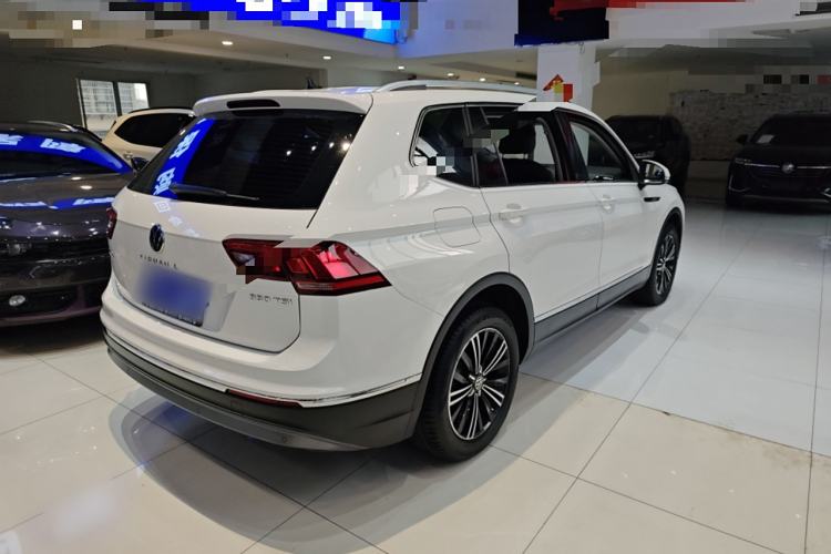 Used Volkswagen Tiguan L 2021 330TSI Automatic Two-Wheel Drive Smart Edition
