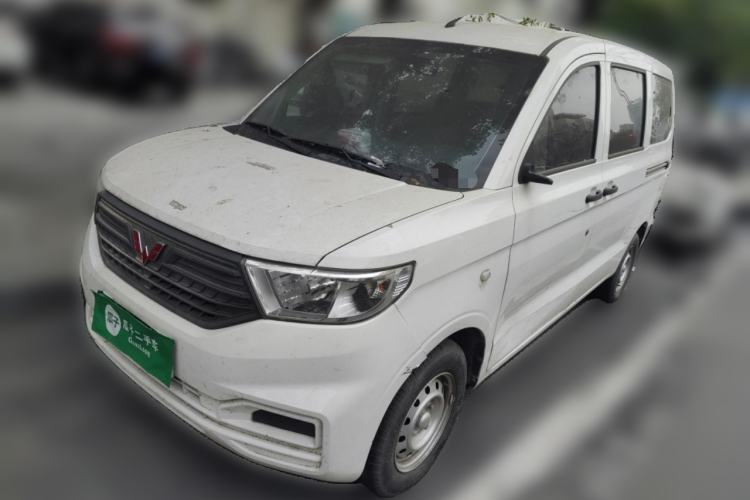 Used Wuling Hongguang V 2019 1.5L Enjoyment Version China VI LAR