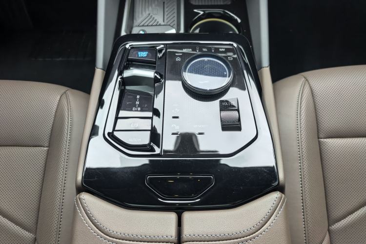 Used BMW i5 2024 eDrive 35L M Sport Package
