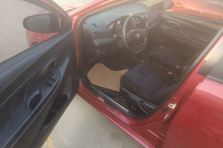 Used Toyota YARiS L 2019 1.5E CVT Dynamic Edition China VI compliant
