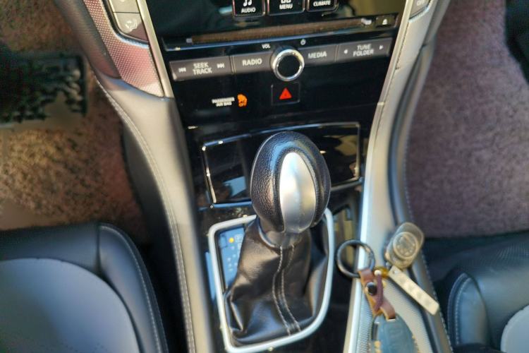 Used Infiniti Q50L 2015 2.0T Enjoyment Edition
