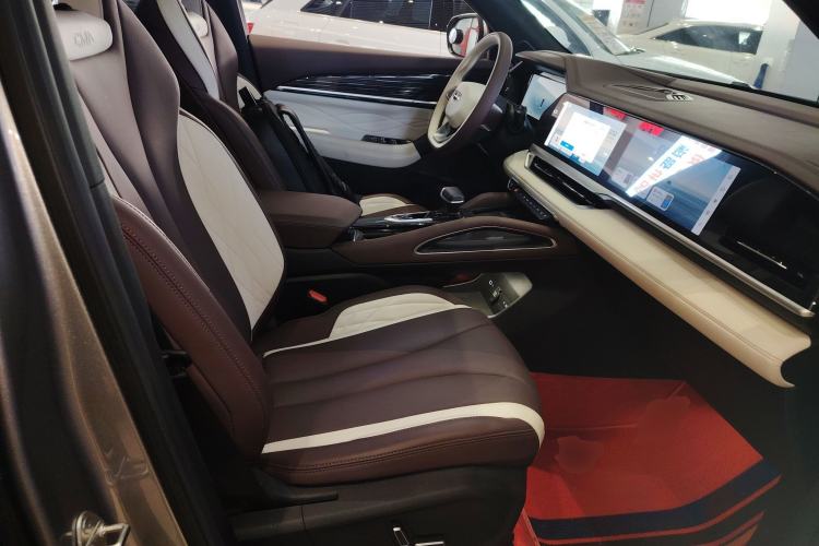 Used Geely Auto Monjaro L 2024 2.0TD High-Power Automatic Two-Wheel Drive Yunqi Version
