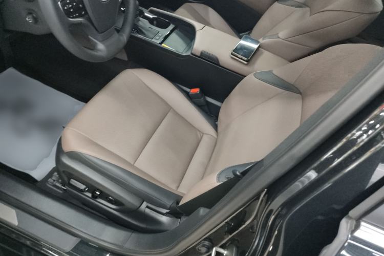 Used Lexus ES 2025 200 Premium Edition