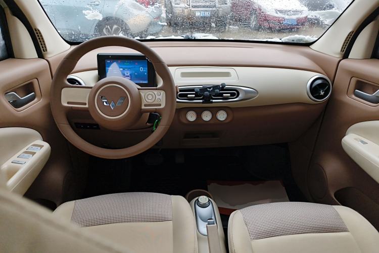 Used Wuling Hongguang MINIEV 2025 Four-Door Version Advanced Edition
