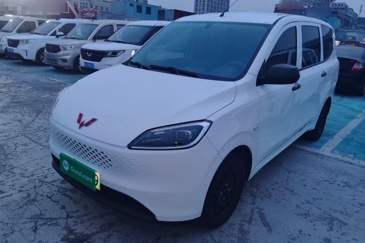 Used Wuling Hongguang New Energy 2025 Extended-Range Hybrid 50 km Standard Version