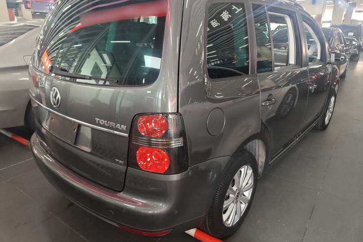 Used Volkswagen Touran 2015 1.4T DSG Luxury Edition 5-Seater