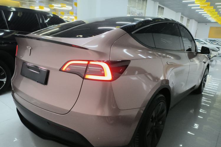 Used Tesla Model Y 2022 Rear-Wheel-Drive Version