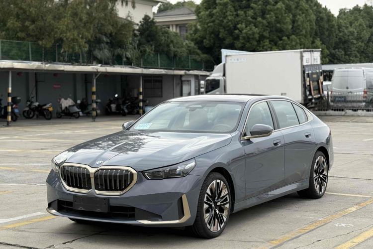 Used BMW 5 Series 2024 530Li Luxury Package Premium Edition