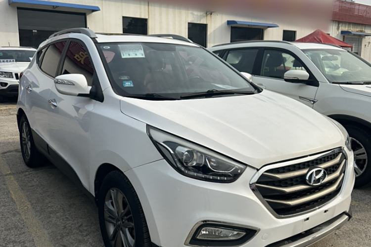 Used Hyundai ix35 2015 2.0L Automatic 2WD Smart Type China IV
