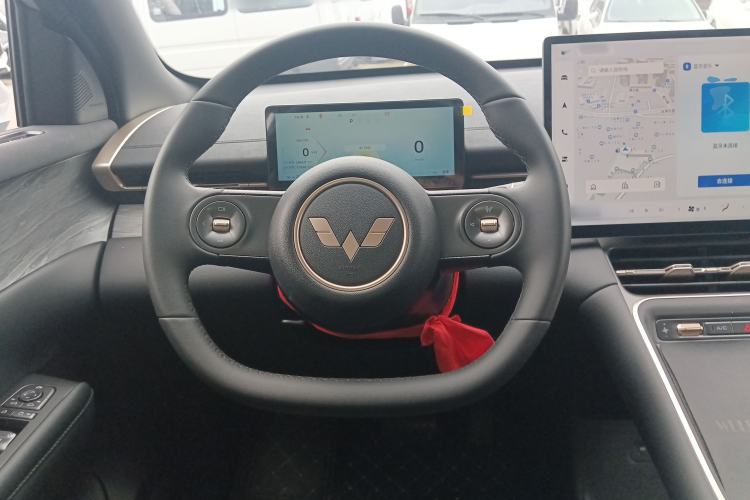 Used Wuling Xingguang S 2024 130km Flagship Version

