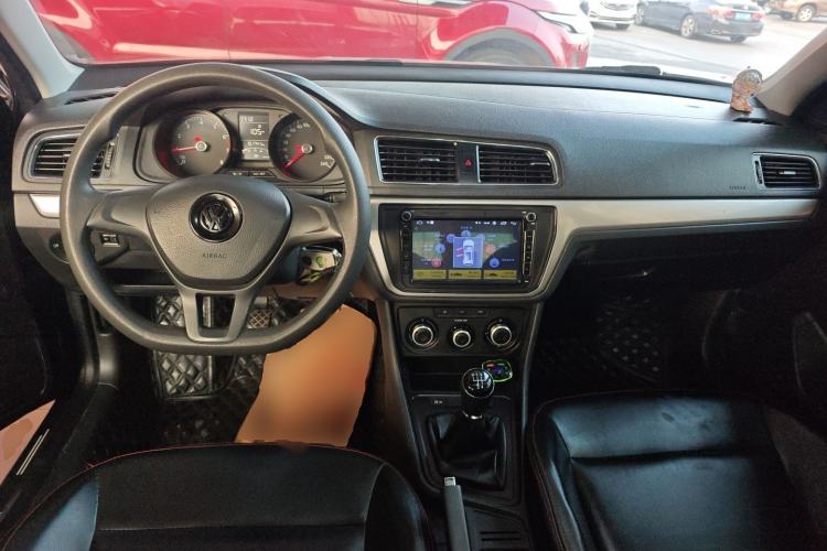 Used Volkswagen Lavida 2017 1.6L Manual Fashion Edition