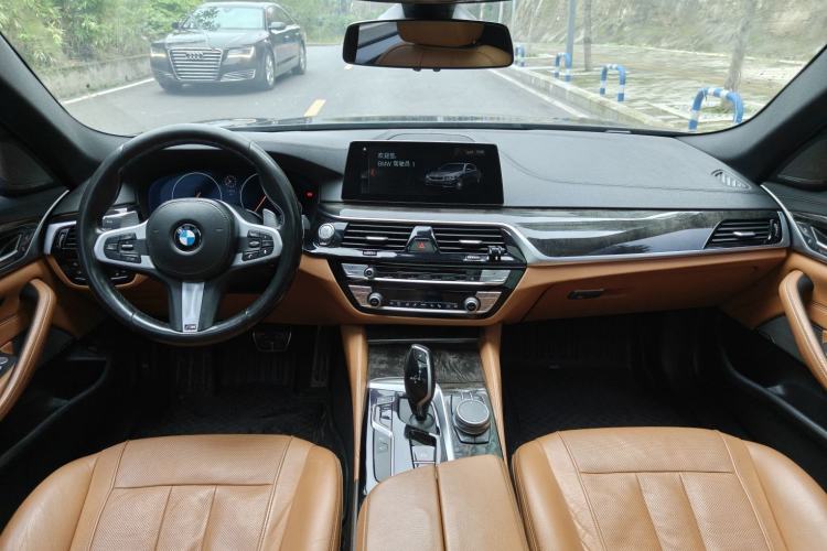 Used BMW 5 Series 2019 Restyled 530Li Luxury Edition M Sport Package