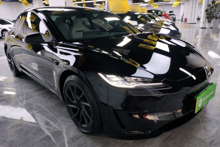 Used Tesla Model 3 2024 High-Performance All-Wheel-Drive Version
