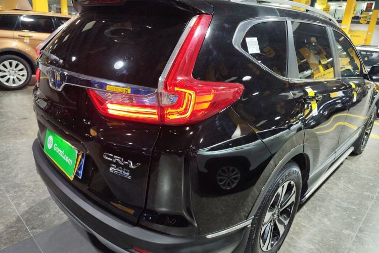 Used Honda CR-V 2017 240TURBO CVT Front-Wheel Drive Fashion Edition
