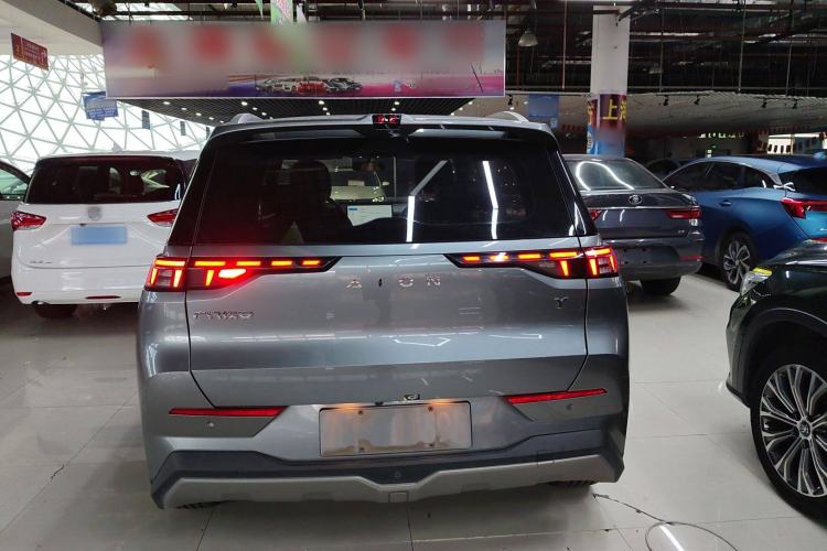 Used AION Y 2022 70 Intelligent Edition Lithium Iron Phosphate
