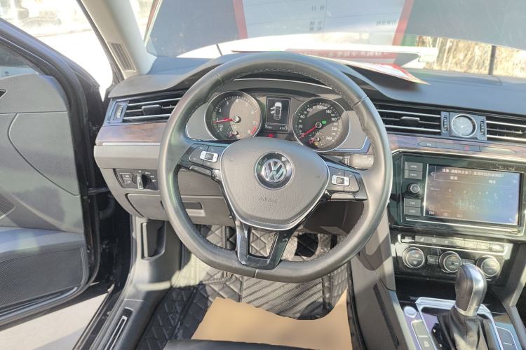 Used Volkswagen Magotan 2019 330TSI DSG Luxury Model China V Standard
