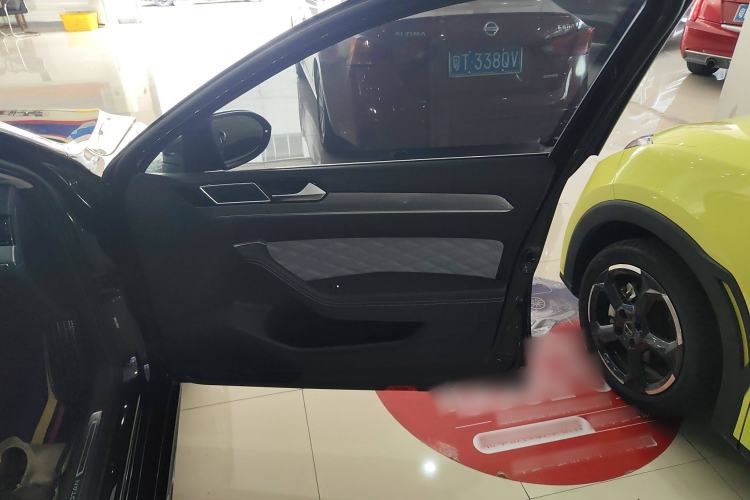 Used Volkswagen Magotan 2023 2 Million Units Limited Edition 280TSI DSG Leading Version