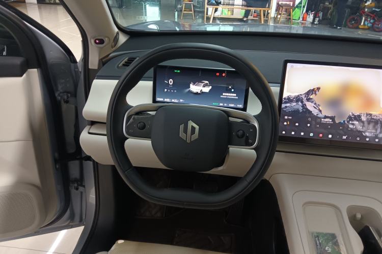 Used Leapmotor C16 2024 Range-Extended 200 Luxury Edition