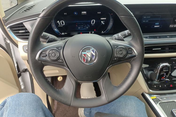 Used Buick GL8 2022 ES Landtrek 653T Luxury Edition