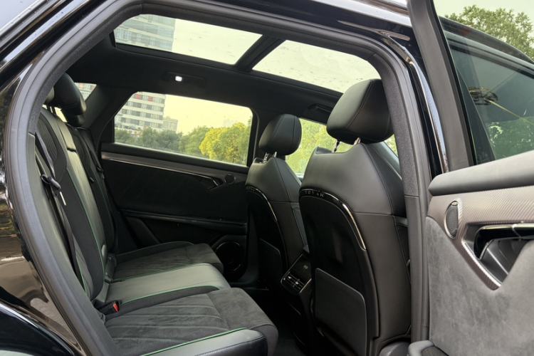 Used VOYAH FREE 2025 318 318 km Rear-Drive Touring Edition
