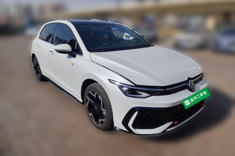 Used Volkswagen Golf 2025 300TSI R-Line
