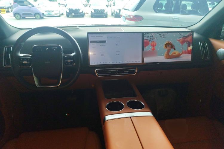 Used Li Auto L8 2023 Pro Model
