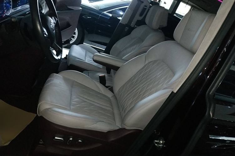 Used Buick GL8 2022 Facelift Avenir Aivia Six-Seat Deluxe Edition
