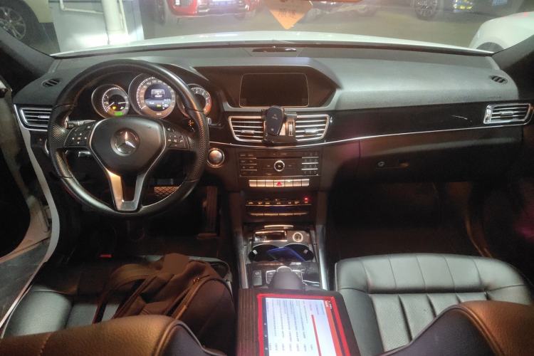 Used Mercedes-Benz E-Class 2015 Facelift E 200 L Sport Edition
