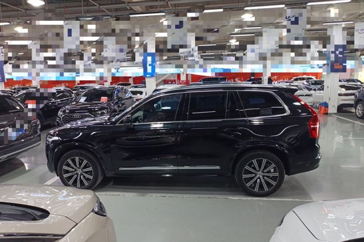 Used Volvo XC90 2024 B5 SmartDrive Luxury Edition 5 Seats
