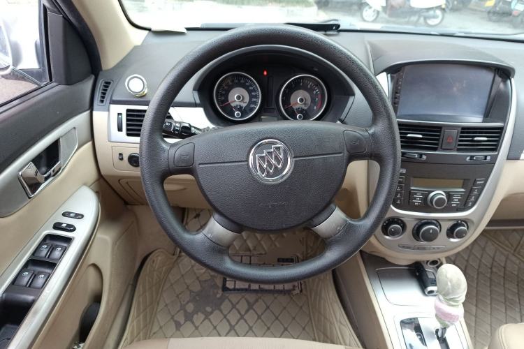 Used Buick Excelle 2013 1.5L Automatic Classic Model
