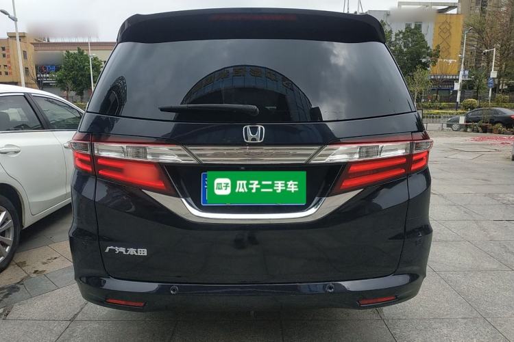 Used Honda Odyssey 2015 Updated Version 2.4L Smart Edition