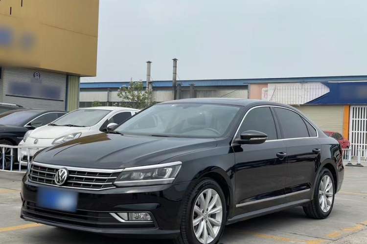 Used Volkswagen Passat 2016 330TSI DSG Luxury Edition
