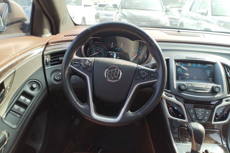 Used Buick LaCrosse 2013 2.4L SIDI Elite Comfort Version
