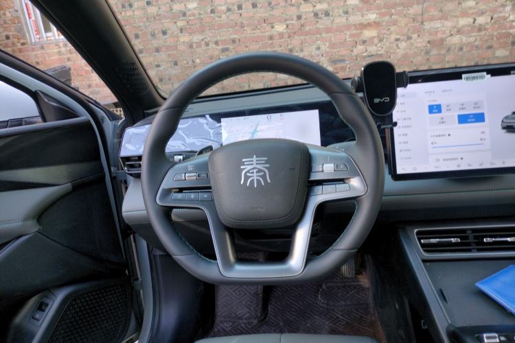 Used BYD Qin L 2025 EV 470KM Leading Edition
