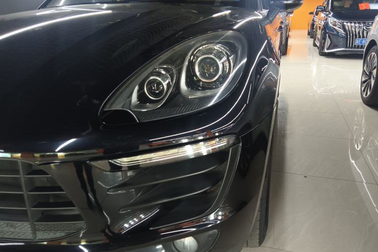 Used Porsche Macan 2014 Macan 2.0T
