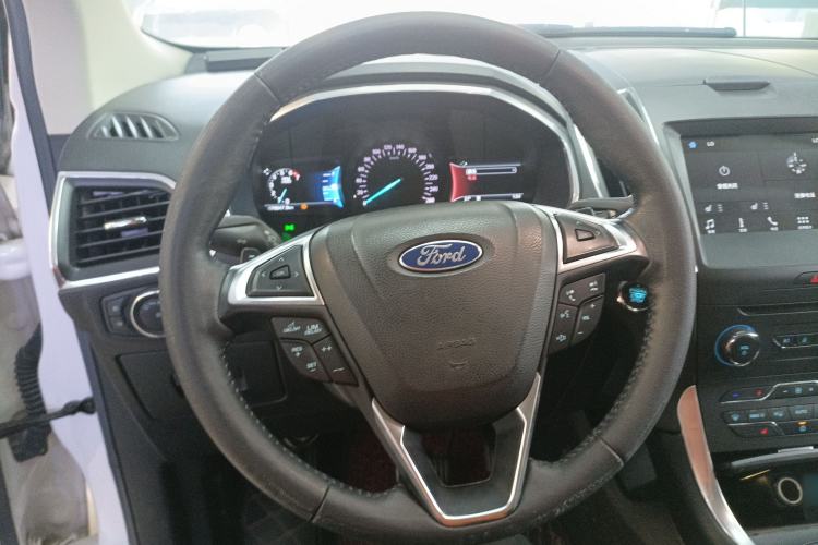 Used Ford Edge 2018 EcoBoost 245 Two-Wheel-Drive Titanium 7-Seater China V Standard
