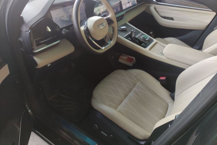 Used Geely Auto Monjaro L 2025 Dongfang Yao 2.0TD Automatic All-Wheel-Drive Wangyue Edition
