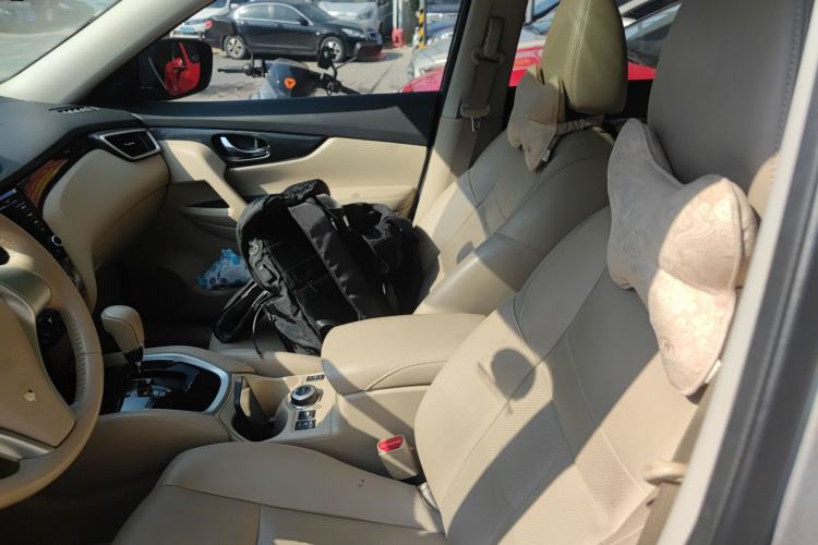 Used Nissan X-Trail 2014 2.5L CVT Luxury Edition 4WD
