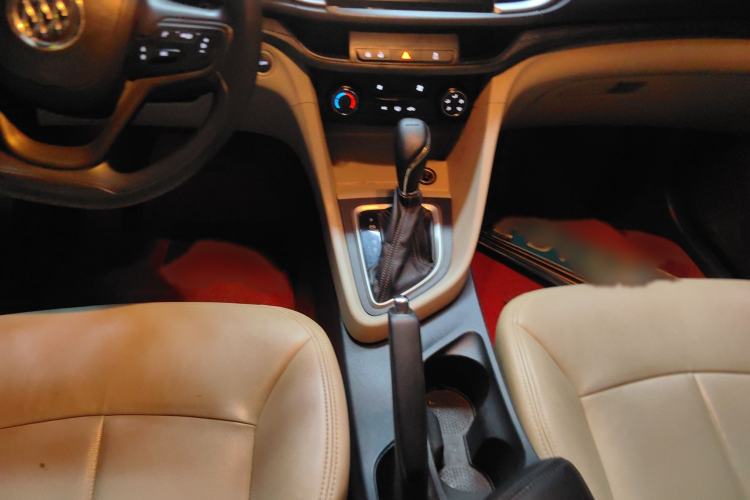 Used Buick GT 2019 15T Dual-Clutch Advanced Version China VI Standard
