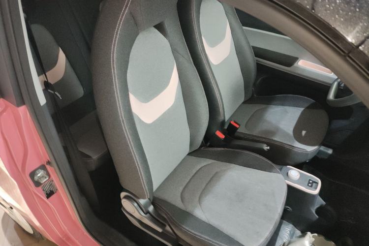 Used Chery QQ Ice Cream 2022 170km Sundae Phosphate Lithium-Ion