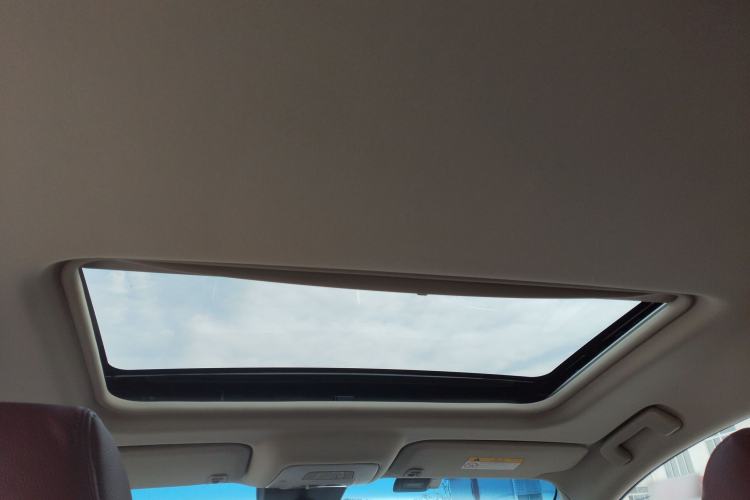 Used Buick GL8 2015 2.4L Luxury Business Premium Edition
